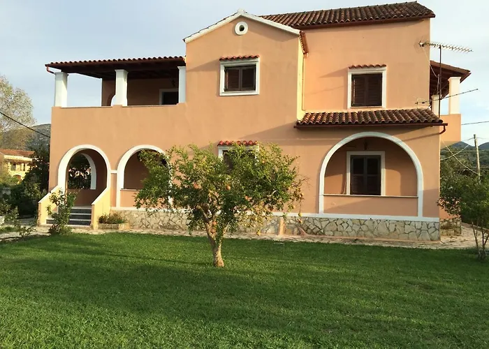 Yiouli Holiday Home