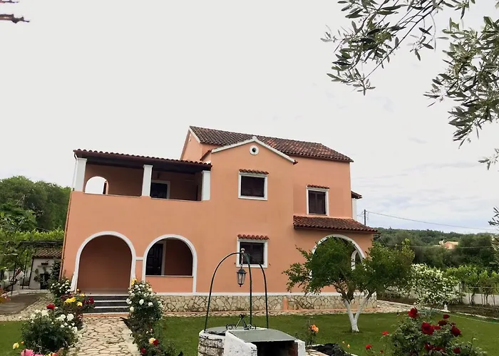 Yiouli Holiday Home